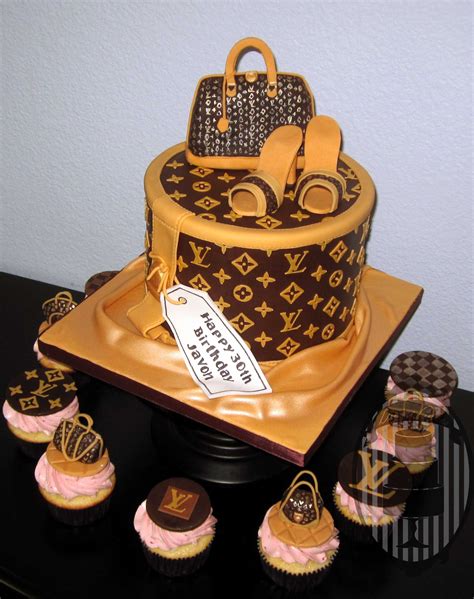 louis vuitton cake pink|happy birthday Louis Vuitton cake.